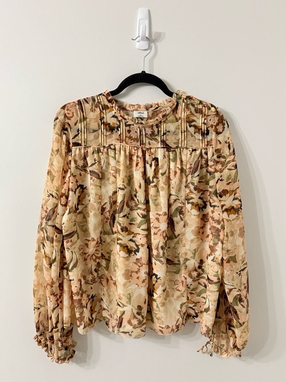 ARITZIA WILFRED Lourdes Floral Blouse Babydoll Soft Boho Romantic Office Chic M - Picture 2 of 6